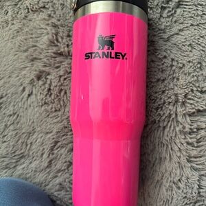 COPY - Electric Pink 30oz Flip Top Stanley